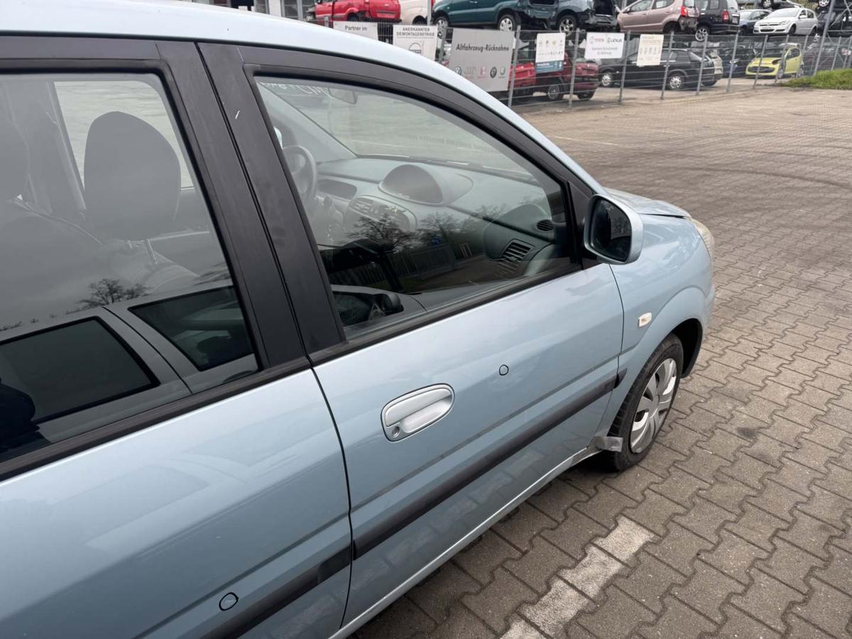 Hyundai Matrix original T&uuml;r vorn rechts VS Celadon Blue Rohbau Bj.2009